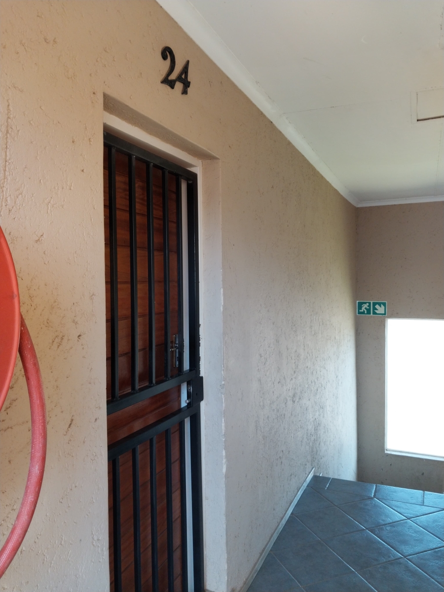 2 Bedroom Property for Sale in Baillie Park North West